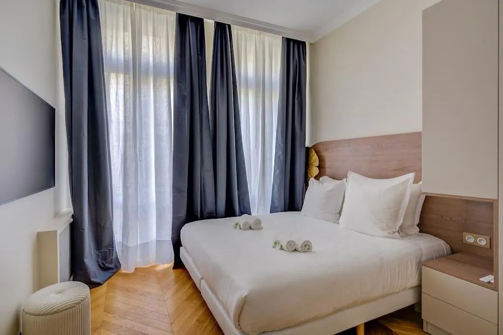 Luxurious Apartment - Champs Elysees - With Ac Paris France